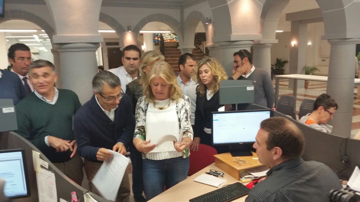El PP solicita la convocatoria de un pleno extraordinario para debatir las propuestas que el tripartito censura en las sesiones ordinarias