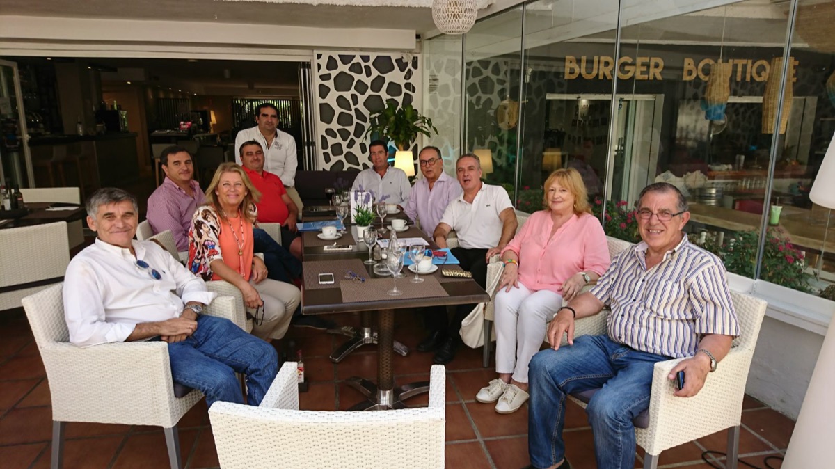 El PP destaca la importancia de la ejecución de espigones para la estabilización de las playas de Marbella