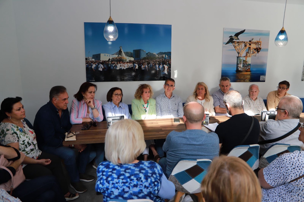 Ángeles Muñoz se reúne con vecinos de distrito Este para atender sus propuestas al programa electoral y profundizar en los proyectos desarrollados en el entorno